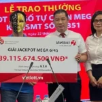 cu-ong-o-ha-noi-trung-doc-dac-vietlott-hon-39-ty-dong