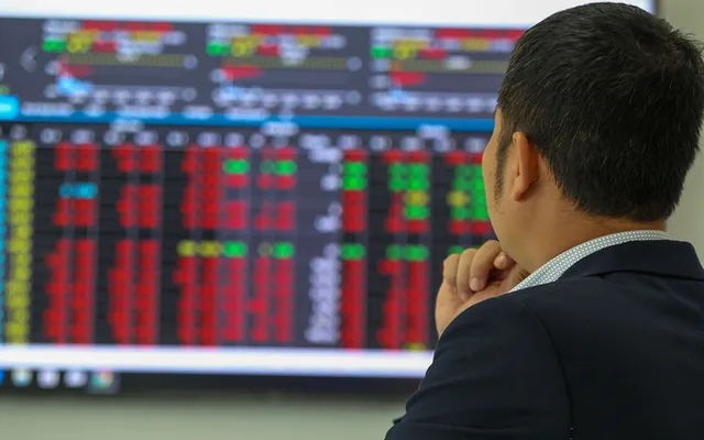 vndirect-ky-vong-vn-index-chot-tai-1,400-diem-trong-nam-2025
