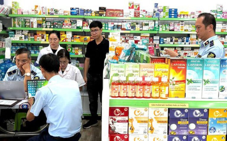 tp.hcm-tiep-tuc-day-manh-chong-hang-gia,-sua-gia,-thuoc-gia