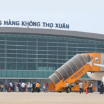 may-bay-di-thanh-hoa-phai-dap-xuong-noi-bai-do-vat-the-bay-la-xam-nhap-san-bay-tho-xuan
