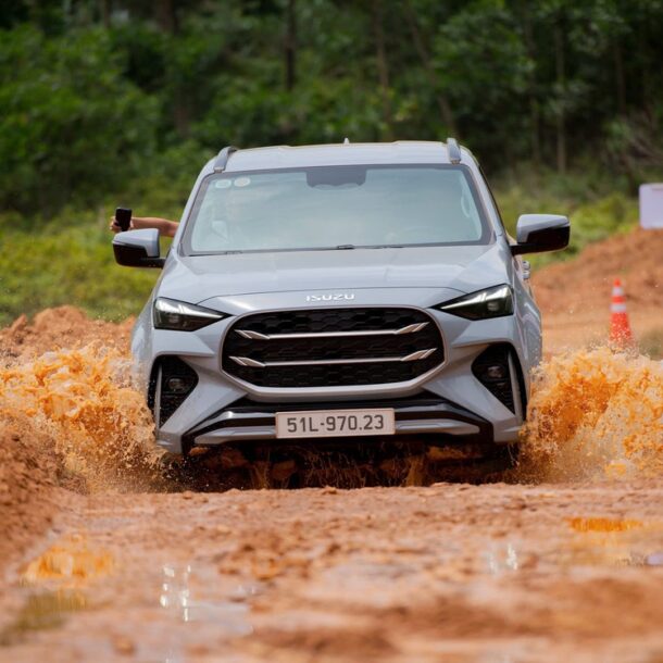 isuzu-muon-thoat-khoi-‘dna-xe-tai’,-dua-ban-suv-7-cho-tai-viet-nam