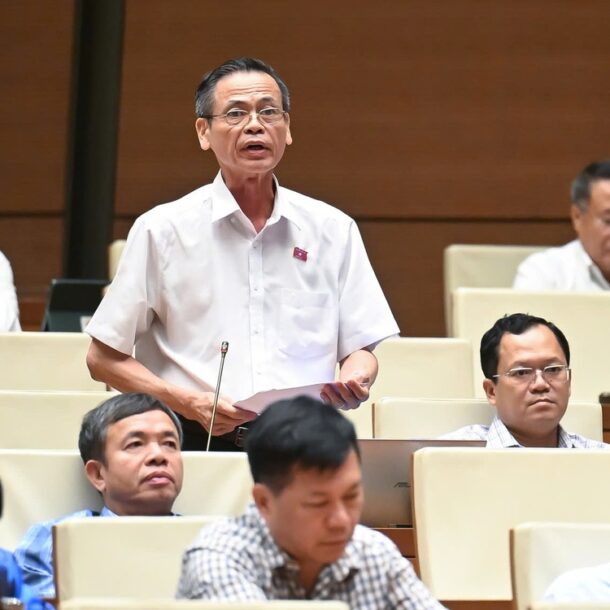 dai-bieu-neu-nghich-ly-chuyen-di-lam-thu-tuc,-phong-nay-yeu-cau,-phong-khac-noi-‘khong-co’