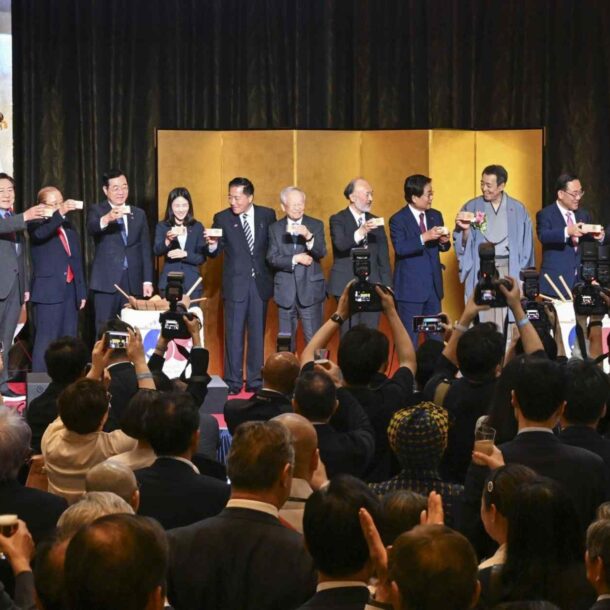 40%-of-japanese,-south-korean-firms-plan-more-collaboration-with-each-other