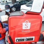shopee-thu-‘phi-ha-tang’,-kho-cho-cua-hang-nho