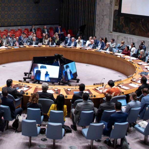 china-pushes-cease-fire-at-un-as-asia-echoes-call-to-end-iran-war