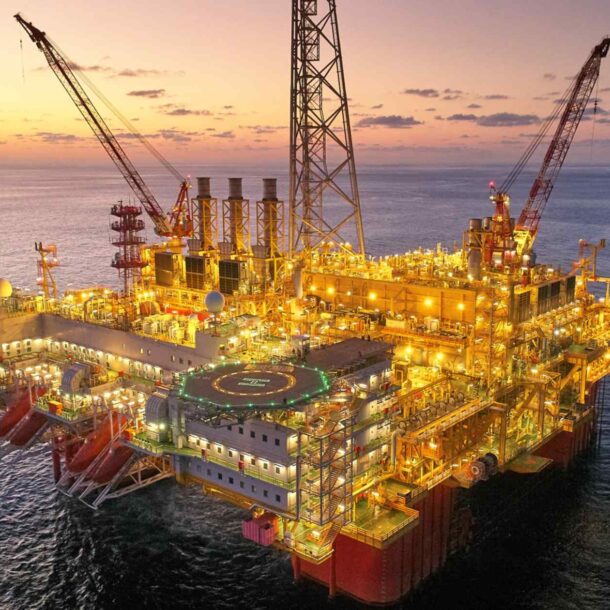 iran-tensions-push-up-energy,-defense-stocks-in-japan-while-yen-falls