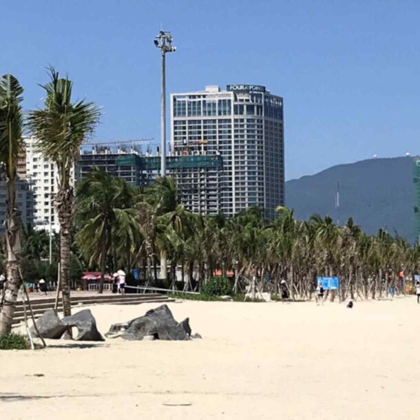 vietnam-approves-country’s-first-free-trade-zone-in-danang