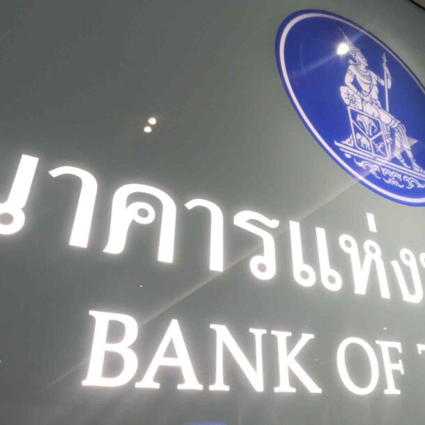 thai-central-bank-stands-pat-amid-global-and-local-turbulence