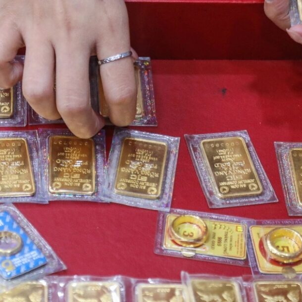 gia-vang-ngay-26/6:-vang-mieng-sjc-niem-yet-tai-119,5-trieu-dong/luong