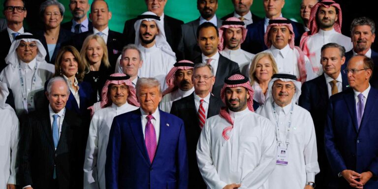 trump-envisions-china-trip-with-dozens-of-ceos