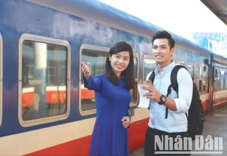 duong-sat-giam-10%-gia-ve-cho-thi-sinh-thi-dai-hoc
