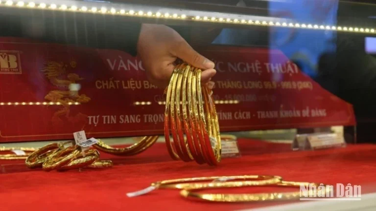 gia-vang-ngay-2/6:-vang-mieng-sjc-tang-len-muc-118,5-trieu-dong/luong