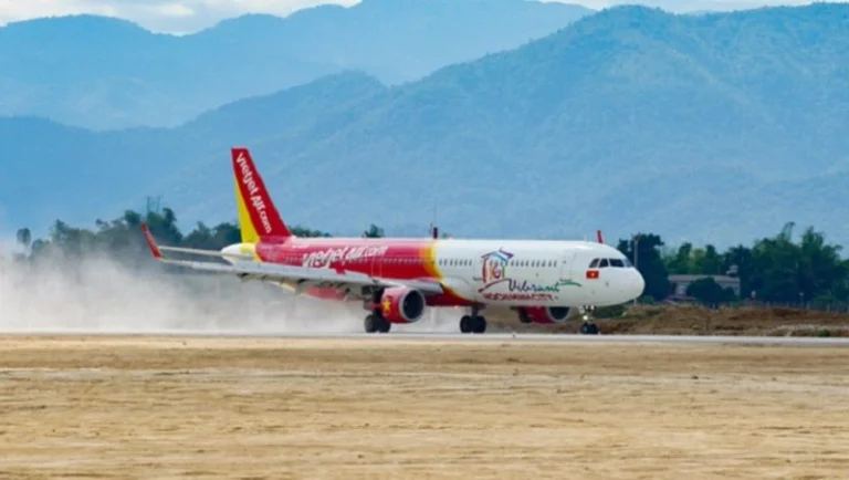 vietjet-air-chinh-thuc-dung-khai-thac-cac-duong-bay-tai-dien-bien