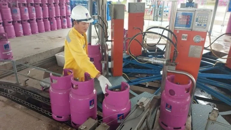 gia-gas-dong-loat-giam-5.000-dong/binh-12kilogram