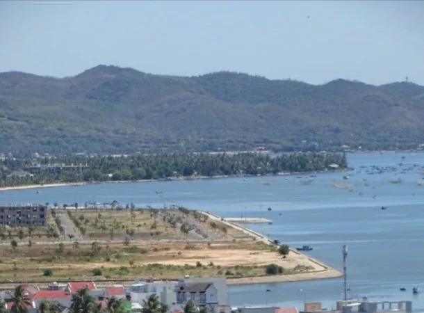phu-yen-kien-nghi-thu-tuong-thao-go-vuong-mac-du-an-bac-luc-khau