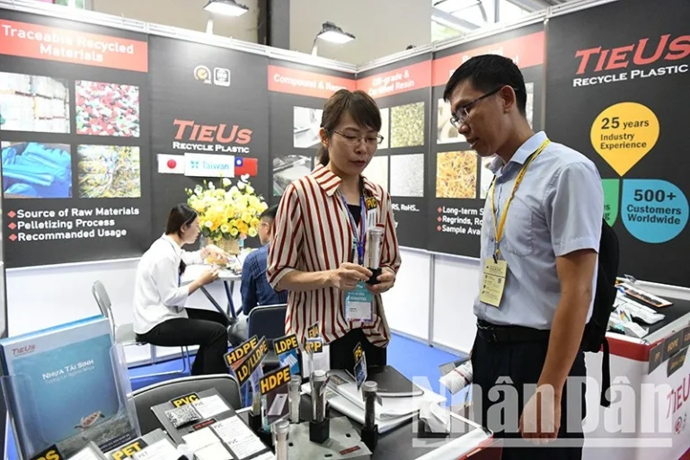 hanoiplas-2025:-dan-loi-tuong-lai-nganh-nhua-va-cao-su-viet-nam