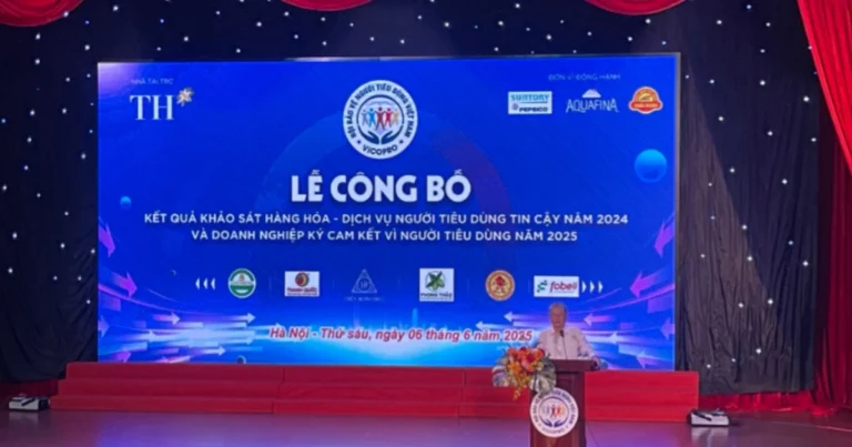 vinh-danh-top-50-va-top-100-hang-hoa,-dich-vu-duoc-nguoi-tieu-dung-tin-cay