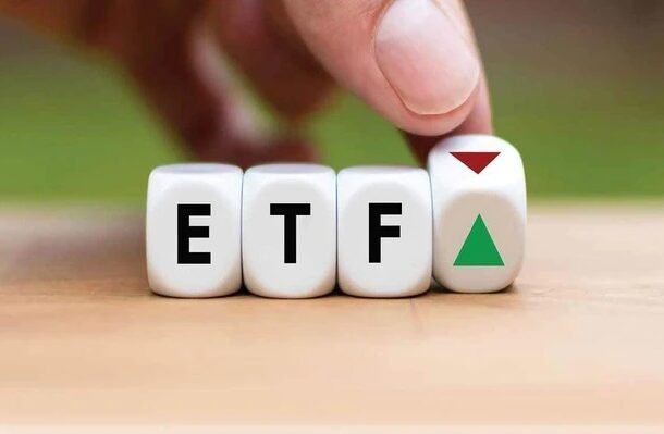 quy-etf-ngoai-ban-manh-co-phieu-sau-khi-ket-qua-review-co-hieu-luc