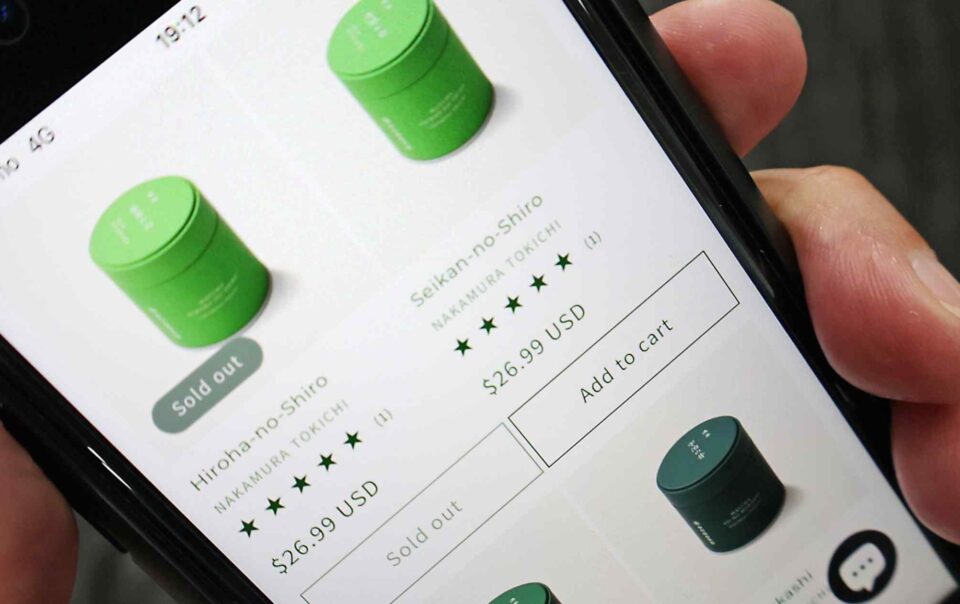 marked-up-matcha:-kyoto-vendors-battle-online-scalpers,-knockoffs