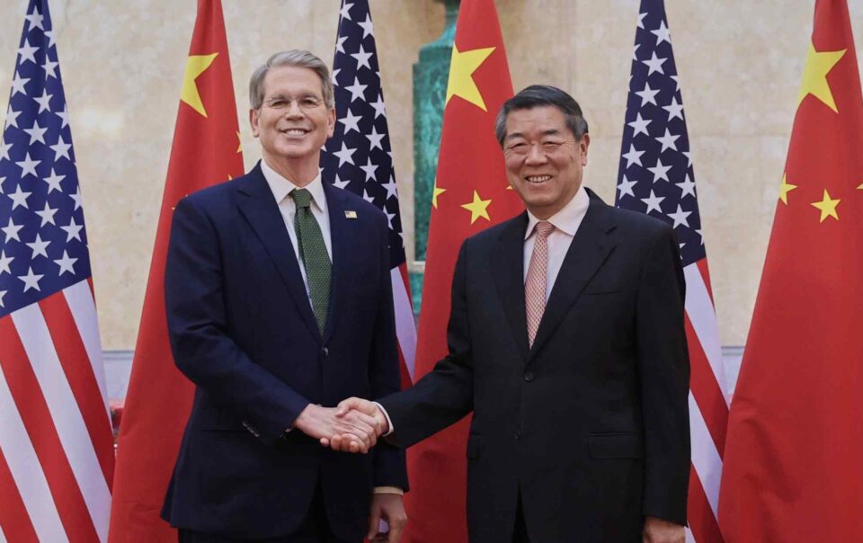 america-and-china-pivot-from-conflict-to-cooperation