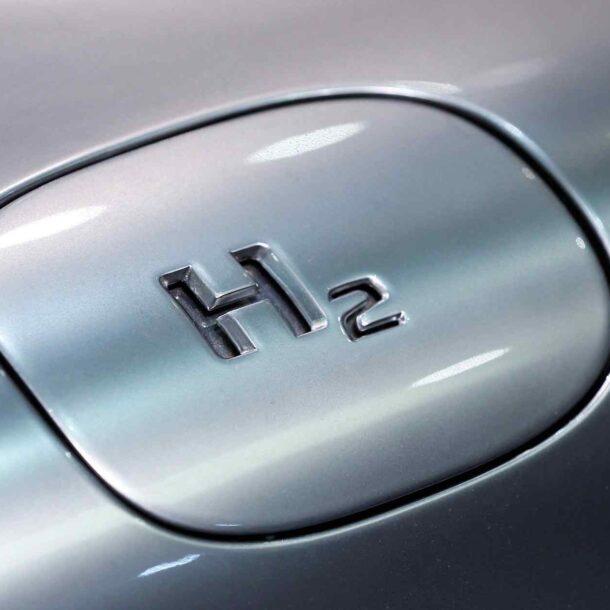 mitsubishi-gas-chemical-to-buy-into-aussie-hydrogen-miner