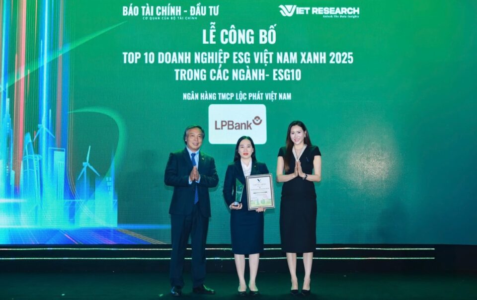 lien-tiep-gianh-2-giai-thuong-esg-danh-gia,-lpbank-khang-dinh-vi-the-tai-chinh-ben-vung