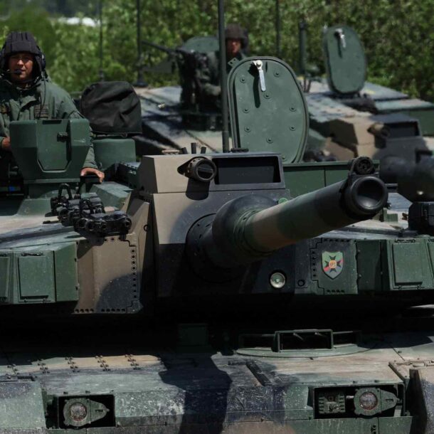 south-korea-wraps-up-talks-toward-potentially-biggest-ever-defense-deal
