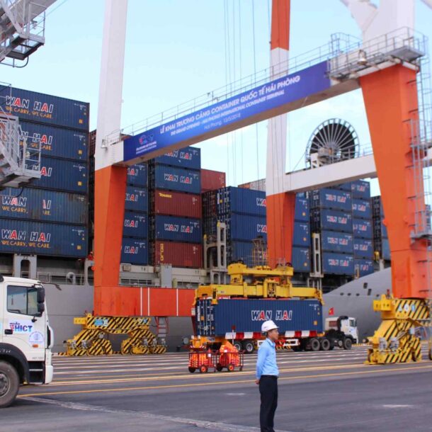 vietnam-wary-of-trump’s-40%-tariff-on-transshipping