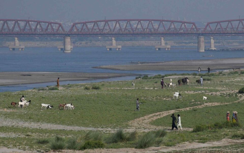pakistan-urges-india-to-abide-by-water-treaty-after-hague-court-ruling
