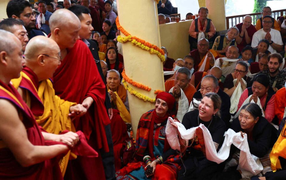 dalai-lama-hopes-to-live-beyond-130-years,-much-longer-than-predicted