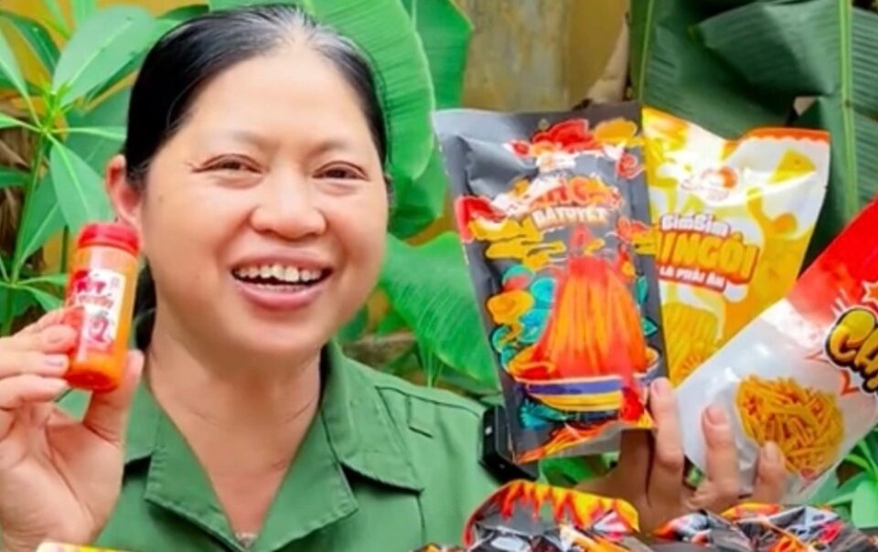 lo-dien-loat-doanh-nghiep-lien-quan-den-an-cung-ba-tuyet,-dau-an-ofood