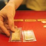 Giá vàng thế giới lại lao dốc, vàng miếng SJC giảm 400.000 đồng/lượng