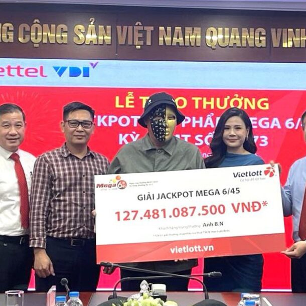 biet-trung-ve-so-vietlott-127-ti,-nguoi-dan-ong-noi-‘cam-giac-kha-binh-tinh’