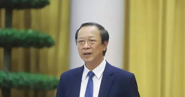 luat-moi-cho-giao-vien:-luong-tang,-phu-cap-day,-nghi-huu-som,-thu-hut-nguoi-tai