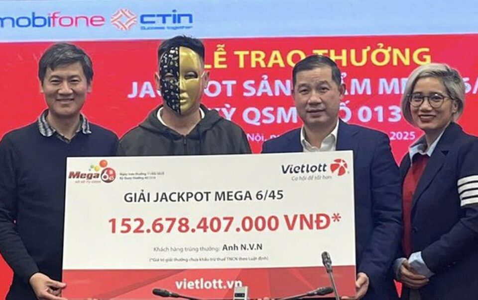 nguoi-trung-vietlott-ky-luc-345-ti-dong-mua-ve-o-dau?