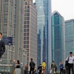 China stocks climb on higher dividends, led by bank shares