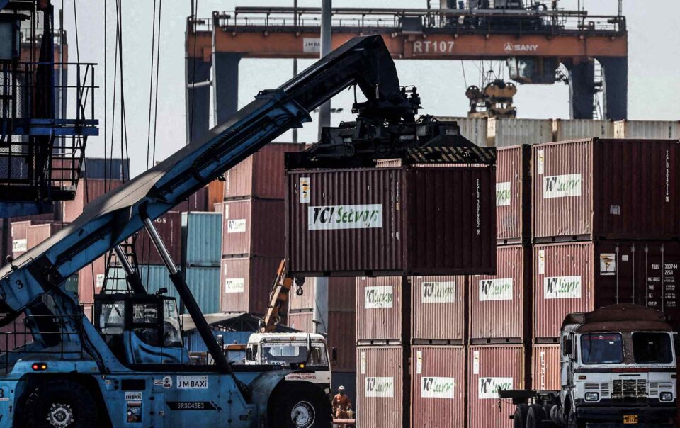 india’s-trade-gap-with-us-narrows-amid-push-for-tariff-deal