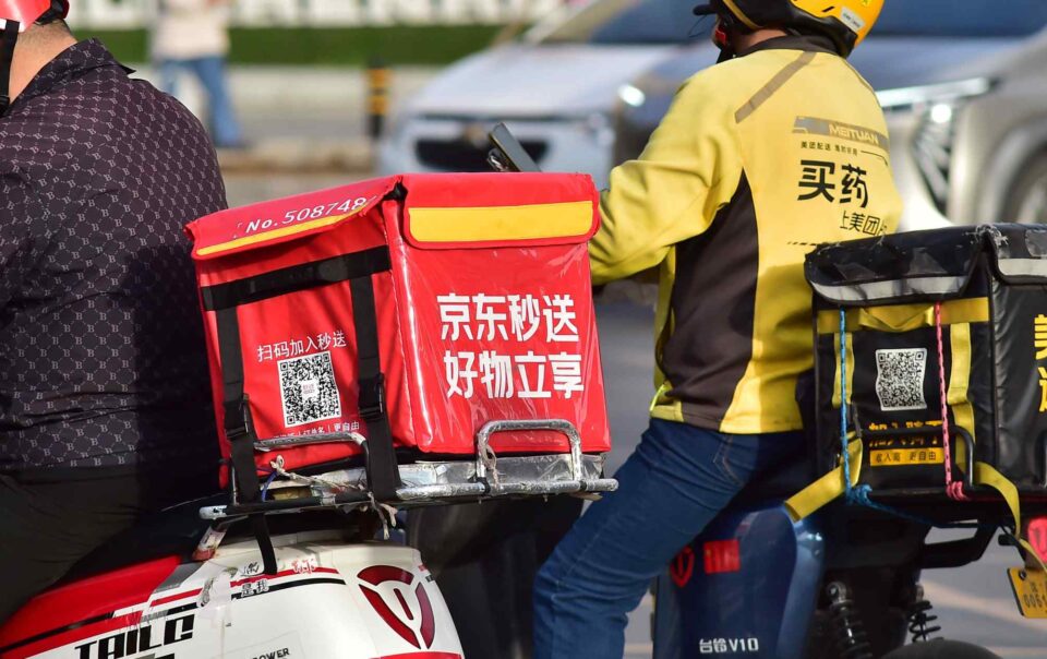 china’s-food-delivery-wars-taking-a-bite-out-of-alibaba’s,-others’-profits
