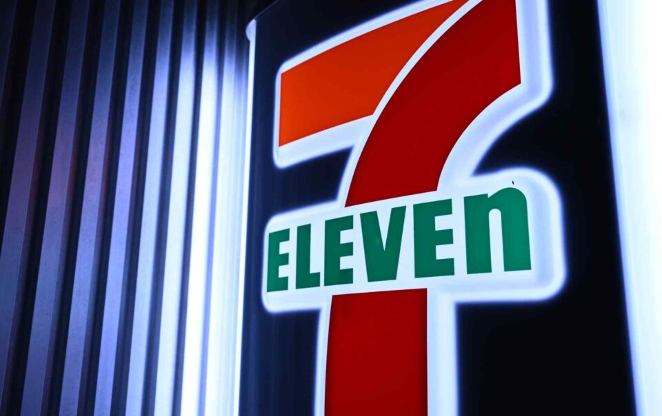 7-eleven-parent-faces-solo-path-to-growth-after-couche-tard-drops-bid