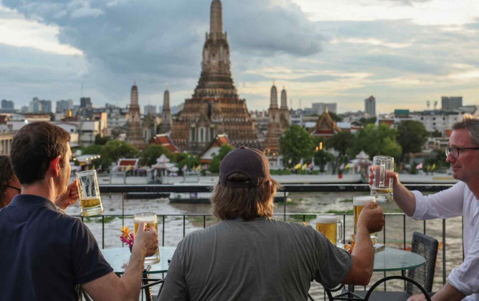 thailand-scrambles-to-bring-back-chinese-tourists-after-40%-drop