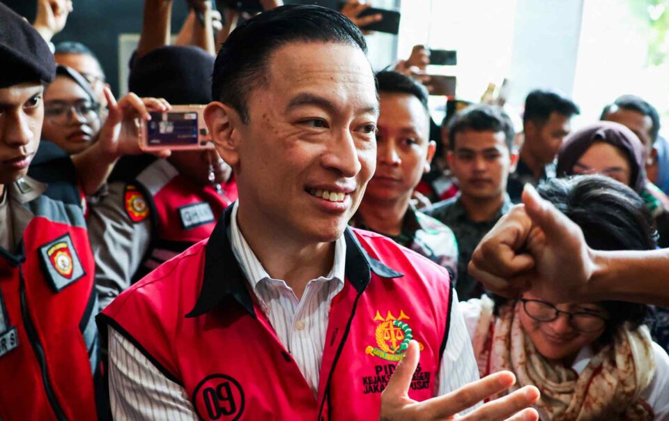 former-indonesian-trade-minister-lembong-jailed-for-corruption