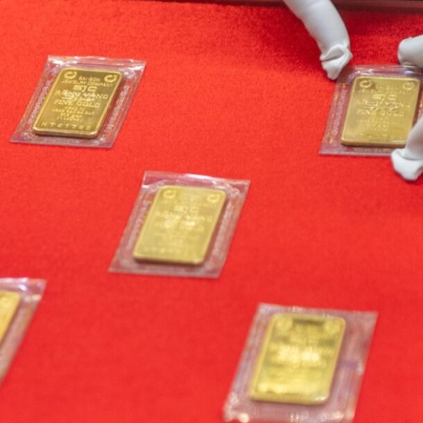 gia-thu-mua-vang-mieng-tang-900.000-dong/luong