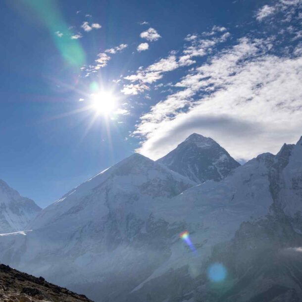 nepal-charts-a-new-course-for-everest