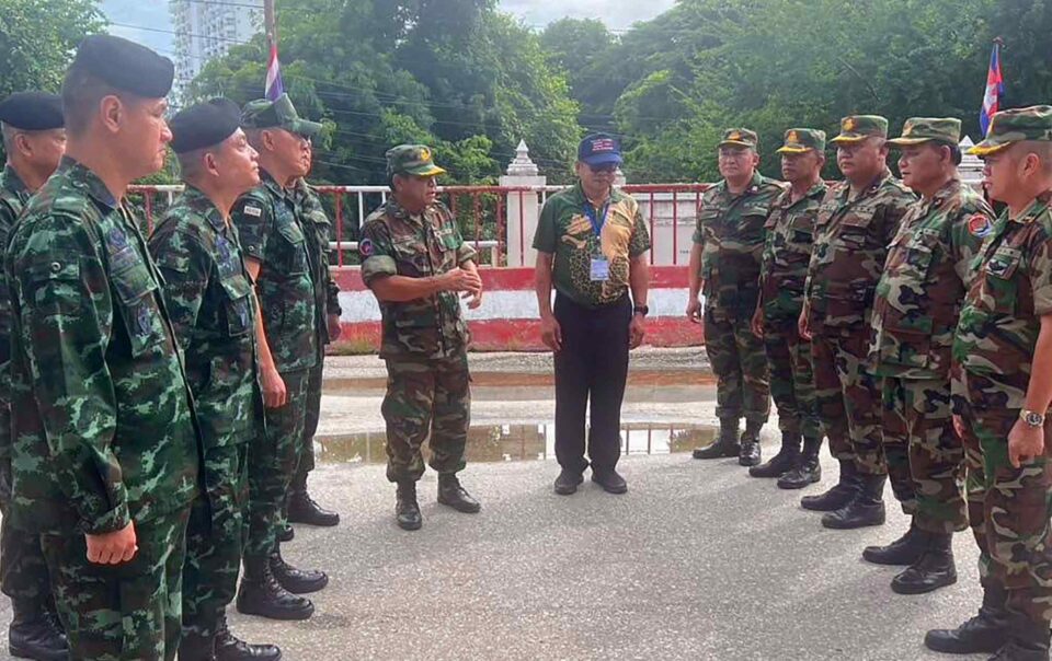 thai-and-cambodian-commanders-meet-in-line-with-ceasefire-pact