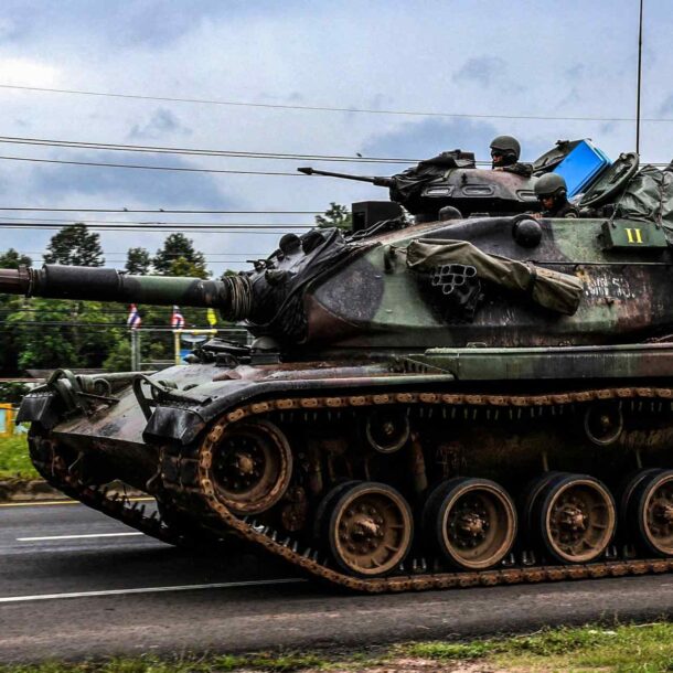 thai-cambodian-crisis-shows-military-grip-amid-bangkok-political-vacuum