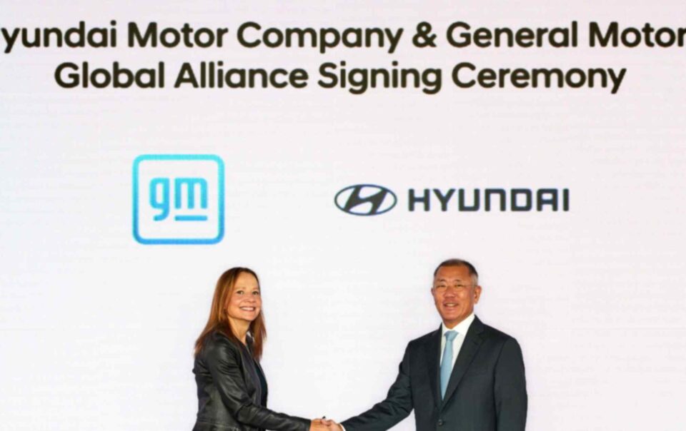 gm-and-hyundai-to-co-develop-5-new-models,-build-up-supply-chain
