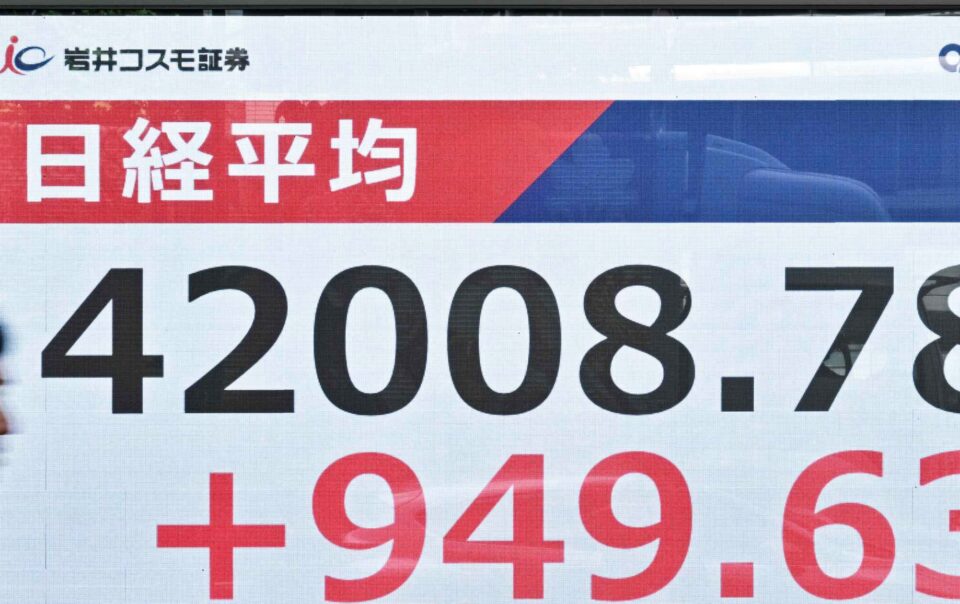 japan-stocks-jump-nearly-2%-on-trade-deal-clarity,-us-rate-cut-hopes