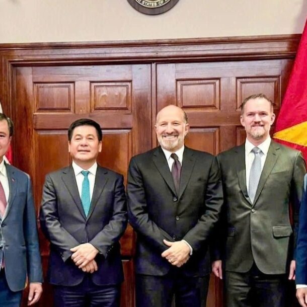 bo-truong-cong-thuong-yeu-cau-tiep-tuc-dam-phan-thuong-mai-doi-ung-voi-my