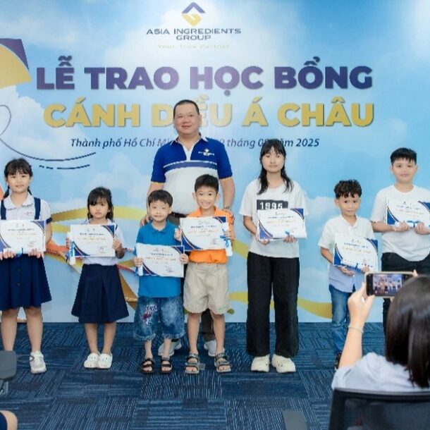 aig-trao-330-suat-hoc-bong-canh-dieu-a-chau,-tri-gia-hon-1,2-ty-dong