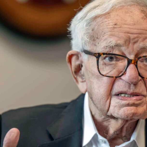 trump-‘can’t-build-a-great-nation-on-lies’:-ex-cme-chairman